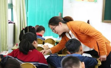 大学生班长自我鉴定8篇