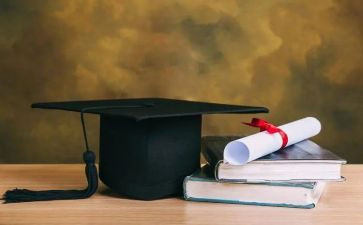 大学本科毕业生自我鉴定1000字5篇
