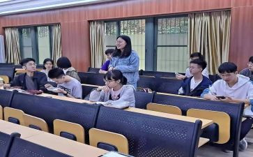 副班主任管理心得体会8篇