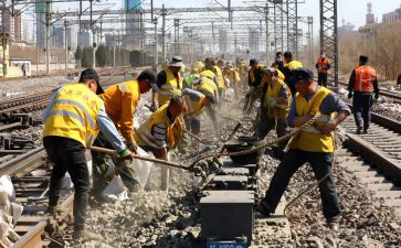 铁路工务主任述职报告8篇