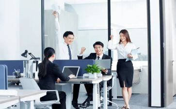 镇先进教育工作者事迹6篇