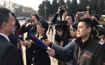 新闻记者的工作总结5篇