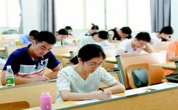 关于快考试的演讲稿5篇