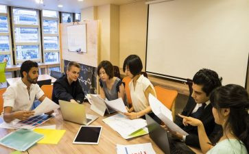 企业工作会议领导讲话稿5篇