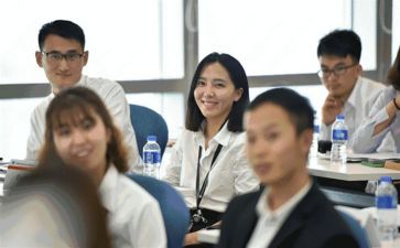 实习生自我鉴定8篇