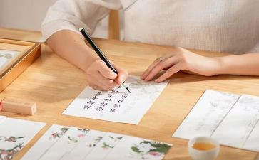 《童年》续写作文模板5篇