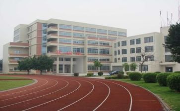 学校自我鉴定参考6篇