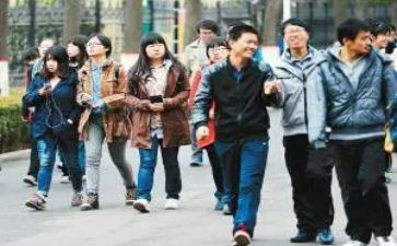 护理学在校自我鉴定5篇