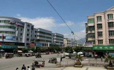 杨和镇政府工作报告最新7篇