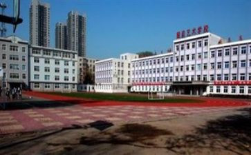 中专军训心得体会800字7篇