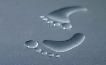 “足迹”作文7篇